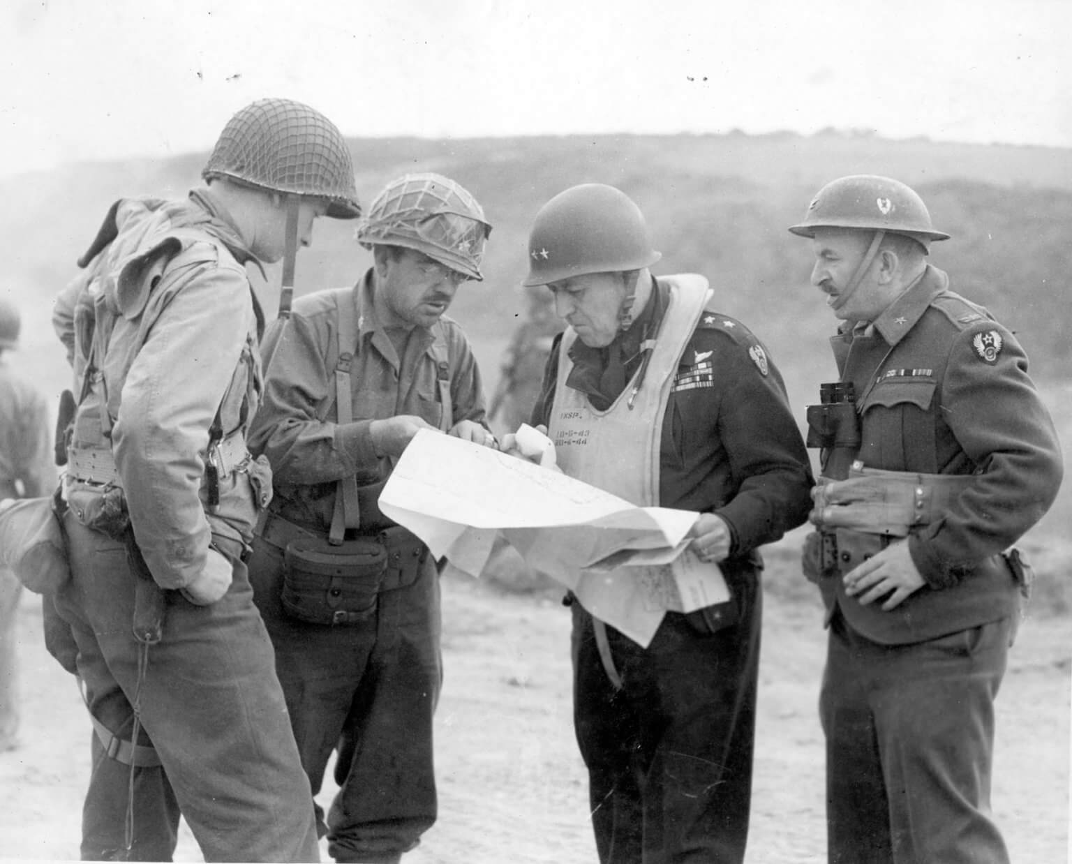 ROAD MAP - FRANCE - 1944 - Military Classic Memorabilia