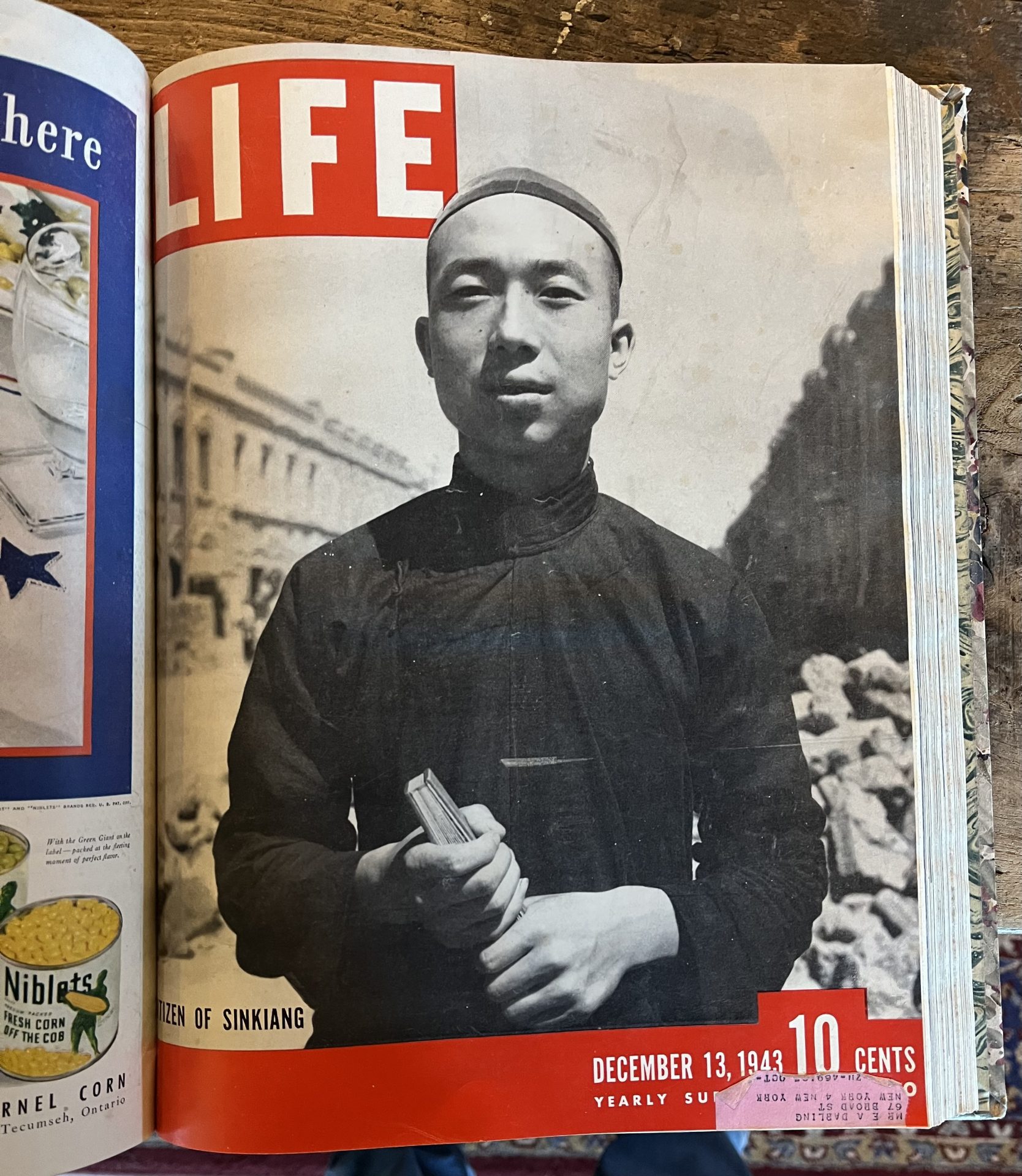 LIFE MAGAZINE, 280 magazines bound in 24 volumes from 1939 to 1945