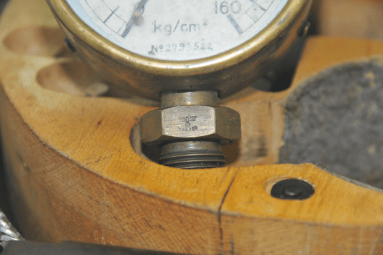 LUFTANSCHLUß” PRESSURE CONTROLLER - 1943 - Image 7