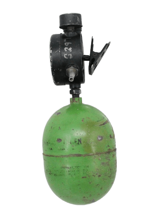 USAAF OXYGEN CYLINDER A-4 - Image 5