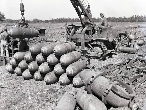 USAAF bomb tail - Image 7