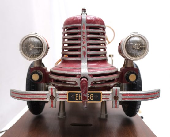 large HOHM automobile model - Image 5