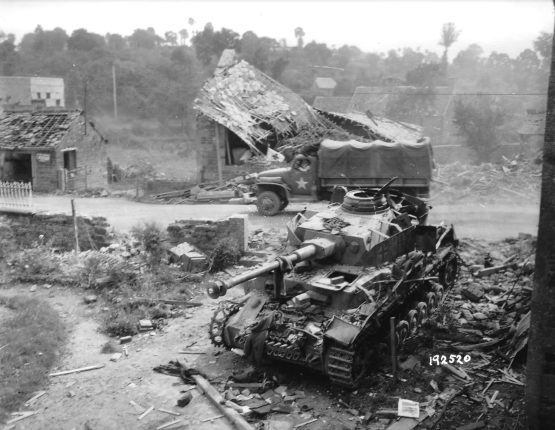 Panzer IV MG 34 coaxial turret mount - Image 12