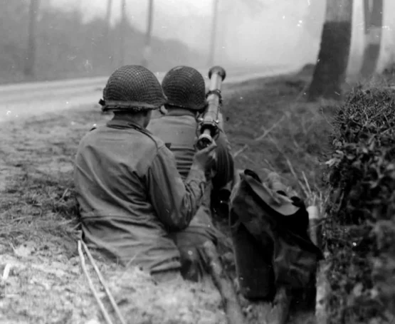 M6 case for bazooka rockets - Image 5