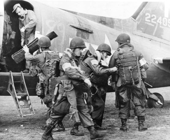 AN/PPN-2 US PARATROOPER beacon bag - Image 13