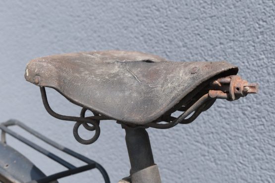 "Blingham" WOMEN'S BICYCLE -1930 - Image 8
