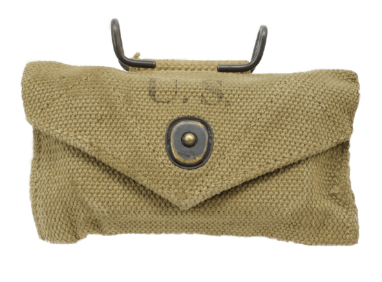US ARMY POUCH & BANDAGE -1942
