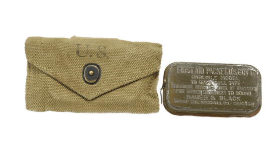 US ARMY POUCH & BANDAGE -1942 - Image 3