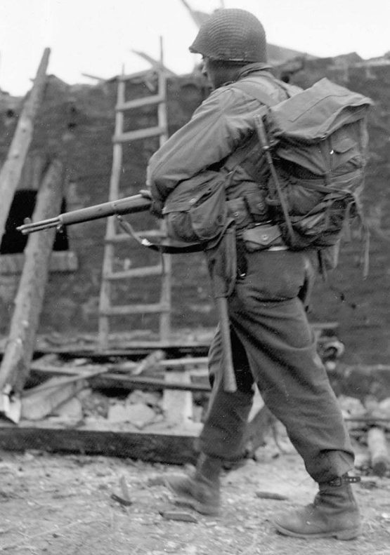 US ARMY POUCH & BANDAGE -1942 - Image 5